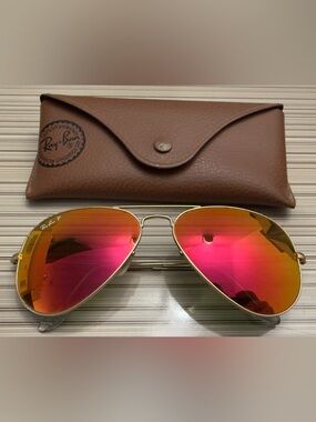 Ray-Ban Aviator Sunglasses - Gold Frame with Red-Orange Mirrored Lenses